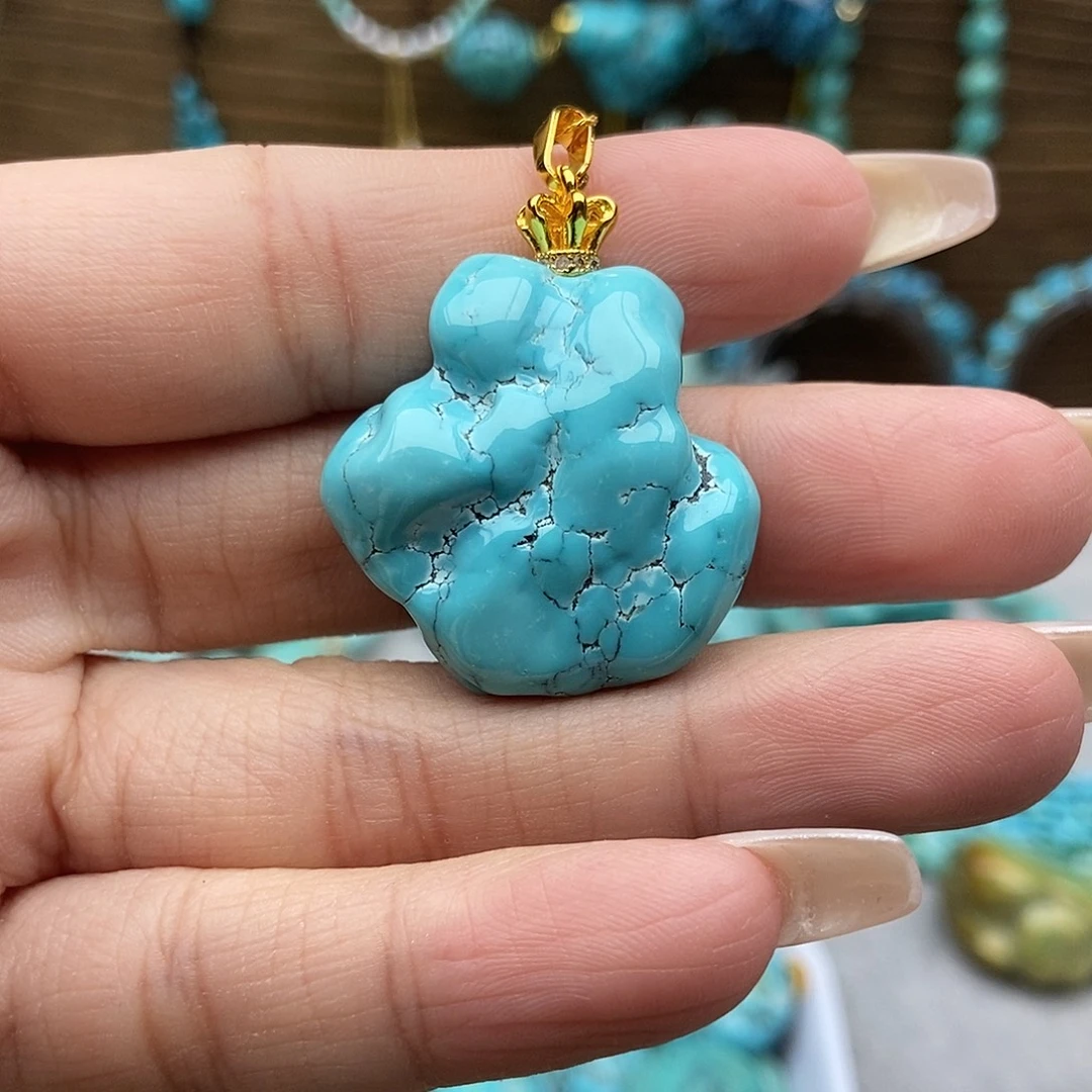 绿松石未镶嵌精品玉化蓝随行