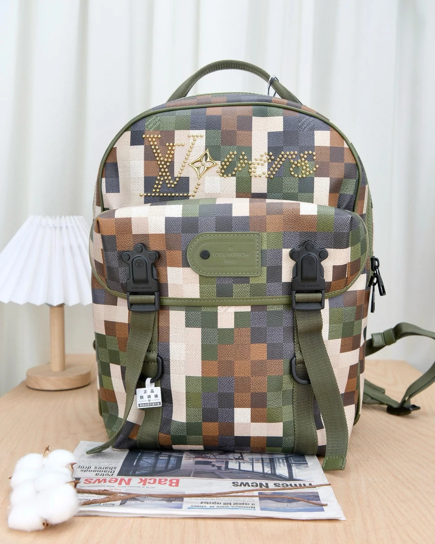 99新 LouisVuitton/路易威登 99新❤️(7066)迷彩系列 菲董双肩包