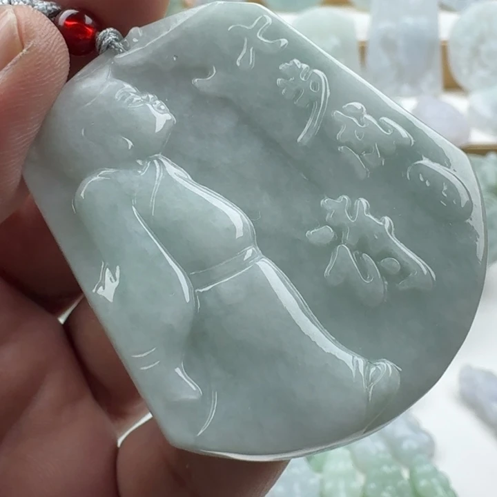 翡翠未镶嵌颈饰天然缅甸A货翡翠