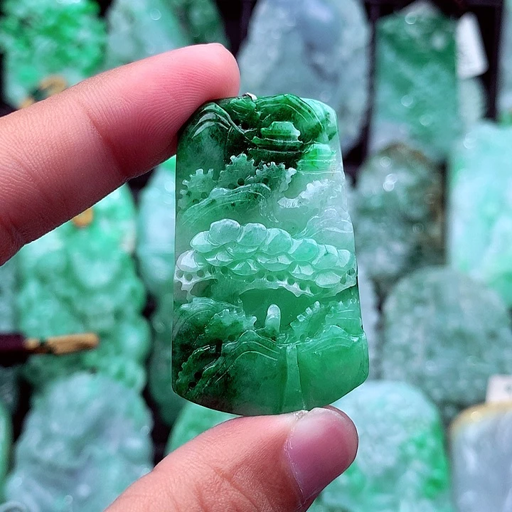 翡翠未镶嵌吊坠(不含链)