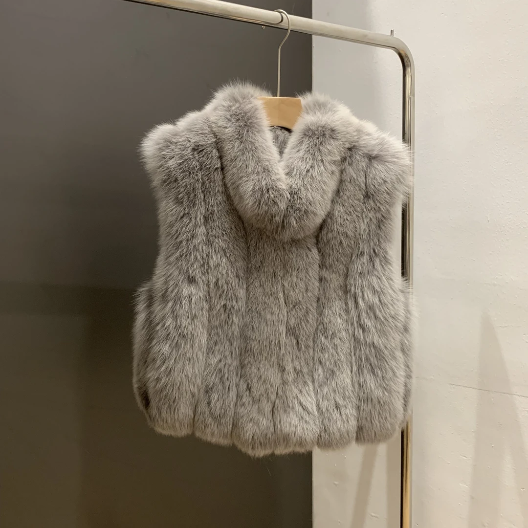 灵狐踏雪2025年冬季新款芬兰进口狐狸毛皮草马甲女外套显瘦
