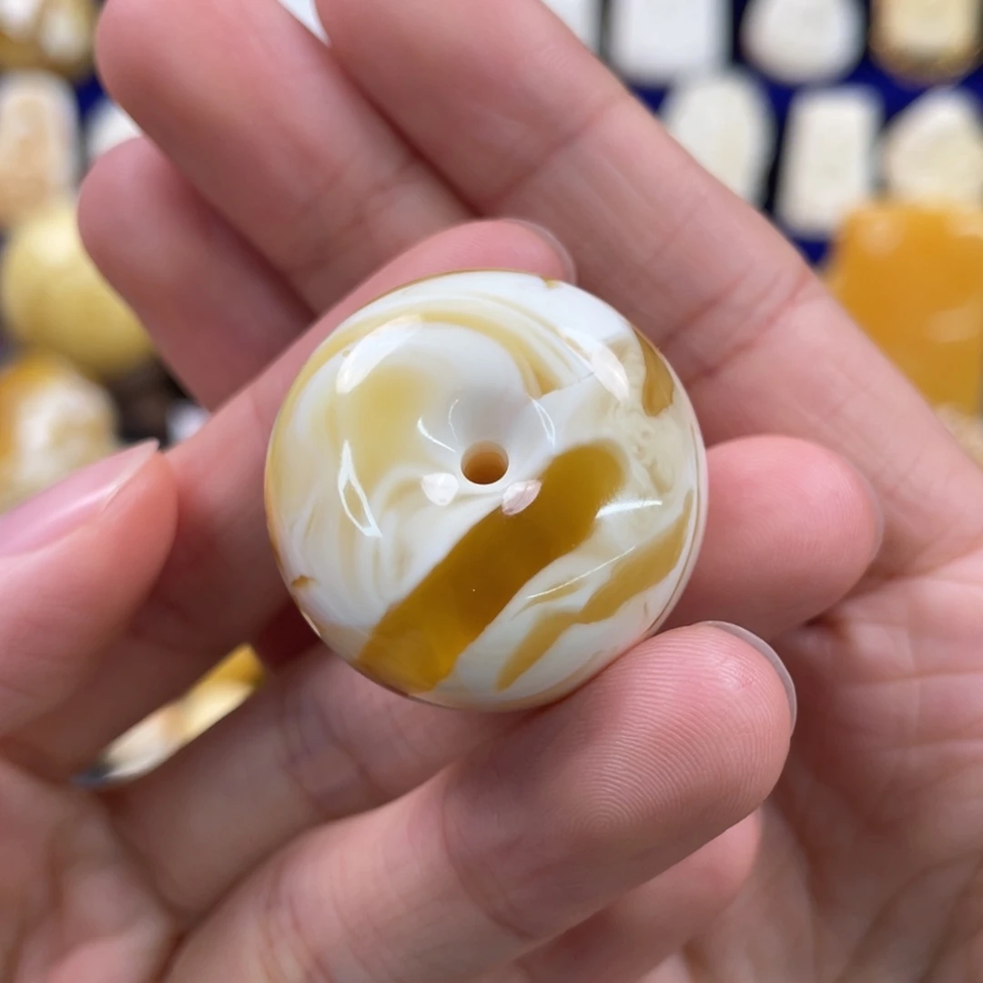 蜜蜡裸石未镶嵌琥珀蜜蜡扣子