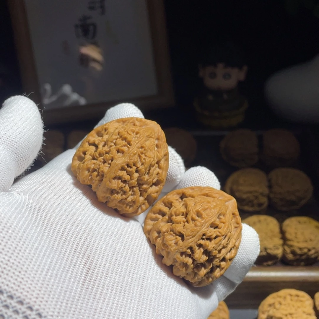 文玩核桃吊坠Q****F核桃