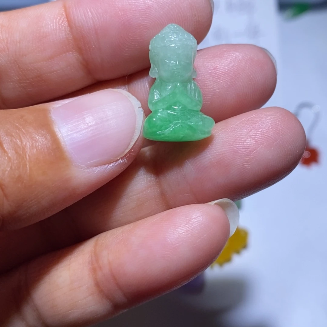 颈饰未镶嵌翡翠龙*