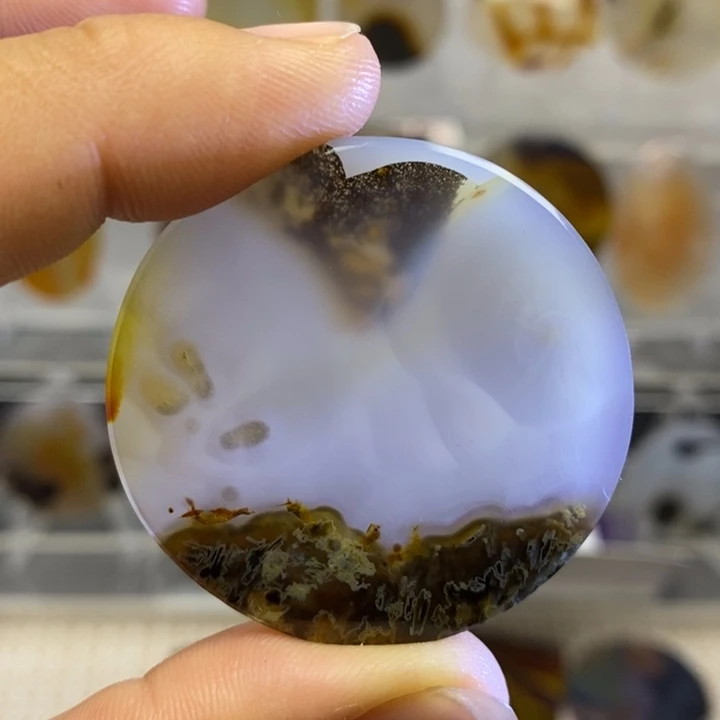 玛瑙/玉髓颈饰未镶嵌