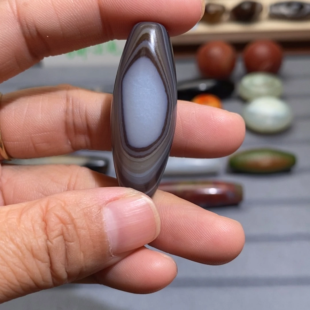 玛瑙/玉髓颈饰未镶嵌张****i