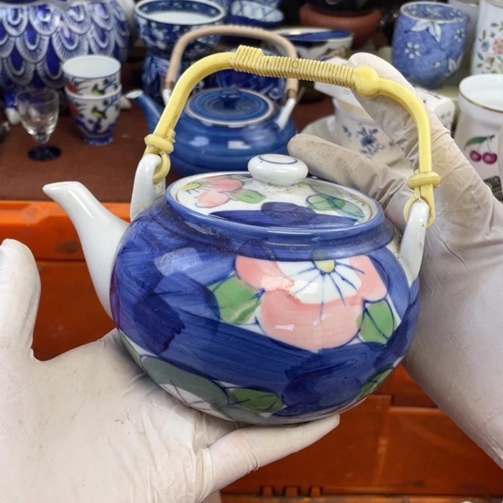 他家瓷器真美…开播了