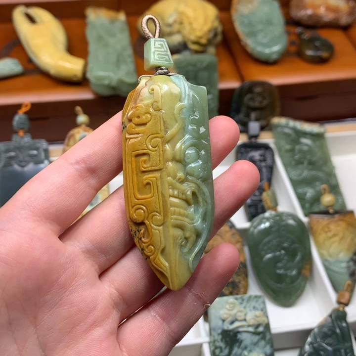 岫岩河磨玉（透闪石质玉）未镶嵌挂件