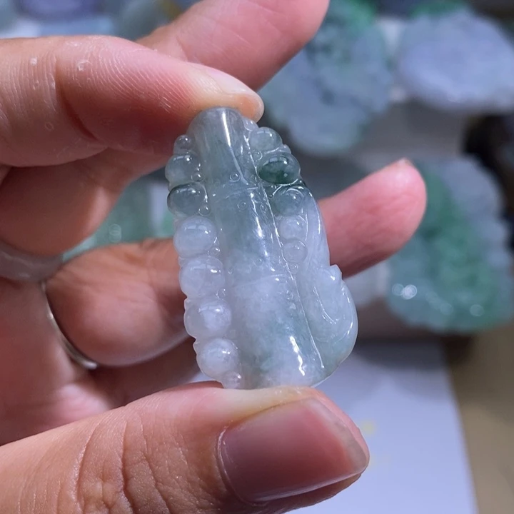 【闪购商品】颈饰未镶嵌翡翠节