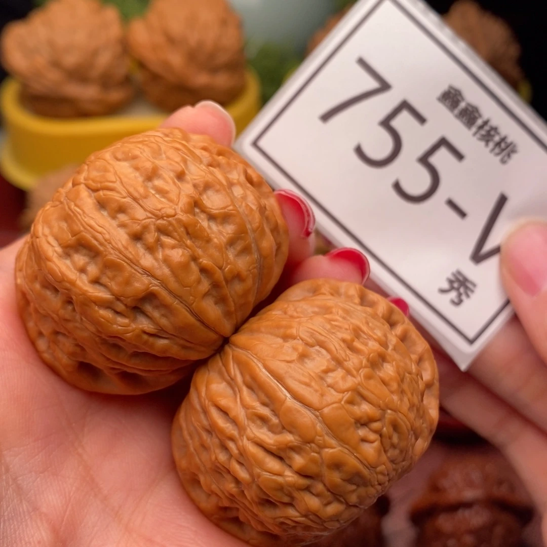 把件桃核铁锤42……