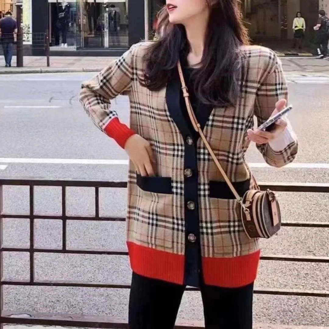 未使用 BURBERRY/博柏利 经典格纹羊毛开衫 S码 ys000171