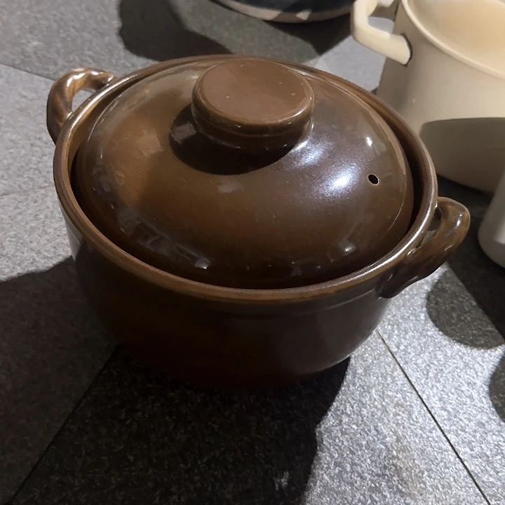 瓷片陶瓷盘子碗啥都有
