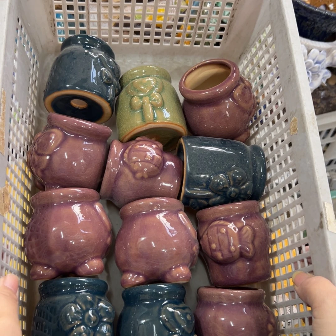 12个随机花盆拍满20元发货，退款拉黑