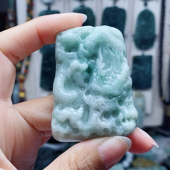 翡翠未镶嵌颈饰翡翠