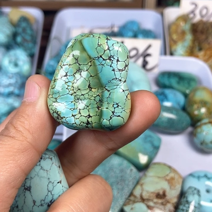 未镶嵌绿松石珠宝奇石凌*?