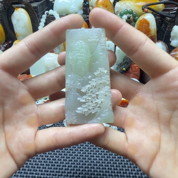 颈饰未镶嵌和田玉