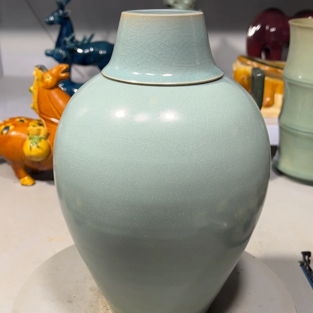 瓶传*汝窑瓷器品相完美