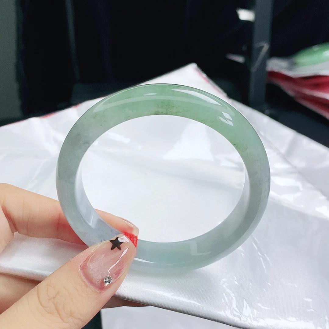 翡翠手镯未镶嵌翡翠54.3半山水正圈