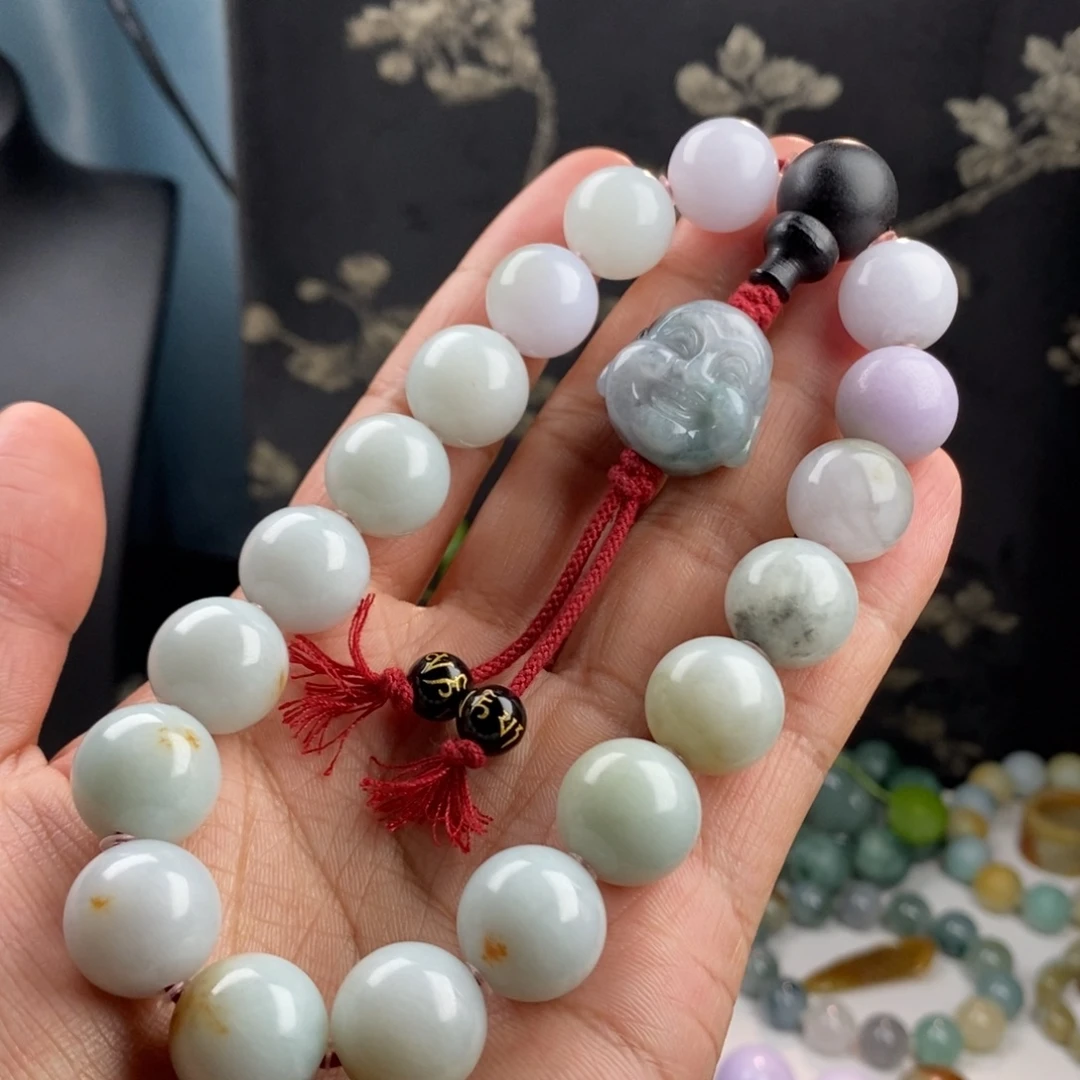 颈饰未镶嵌翡翠十八子