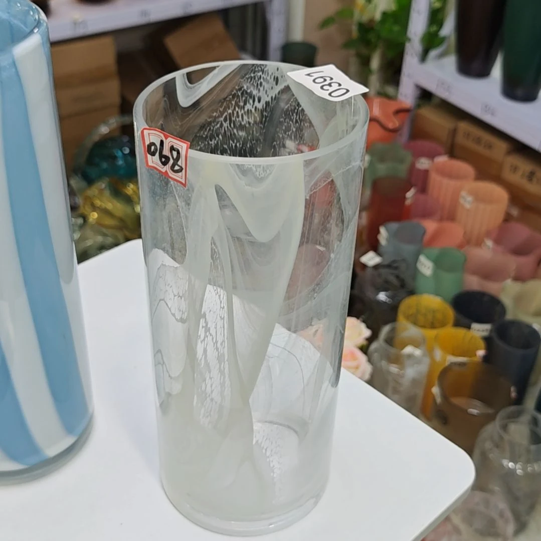 高28口11琉璃造型花瓶