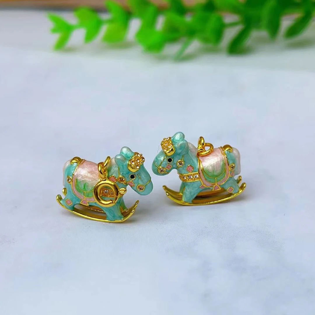【萌宝饰品】B928珐琅彩烧蓝小木马/马上有钱滴流约宽18*13mm时尚DI