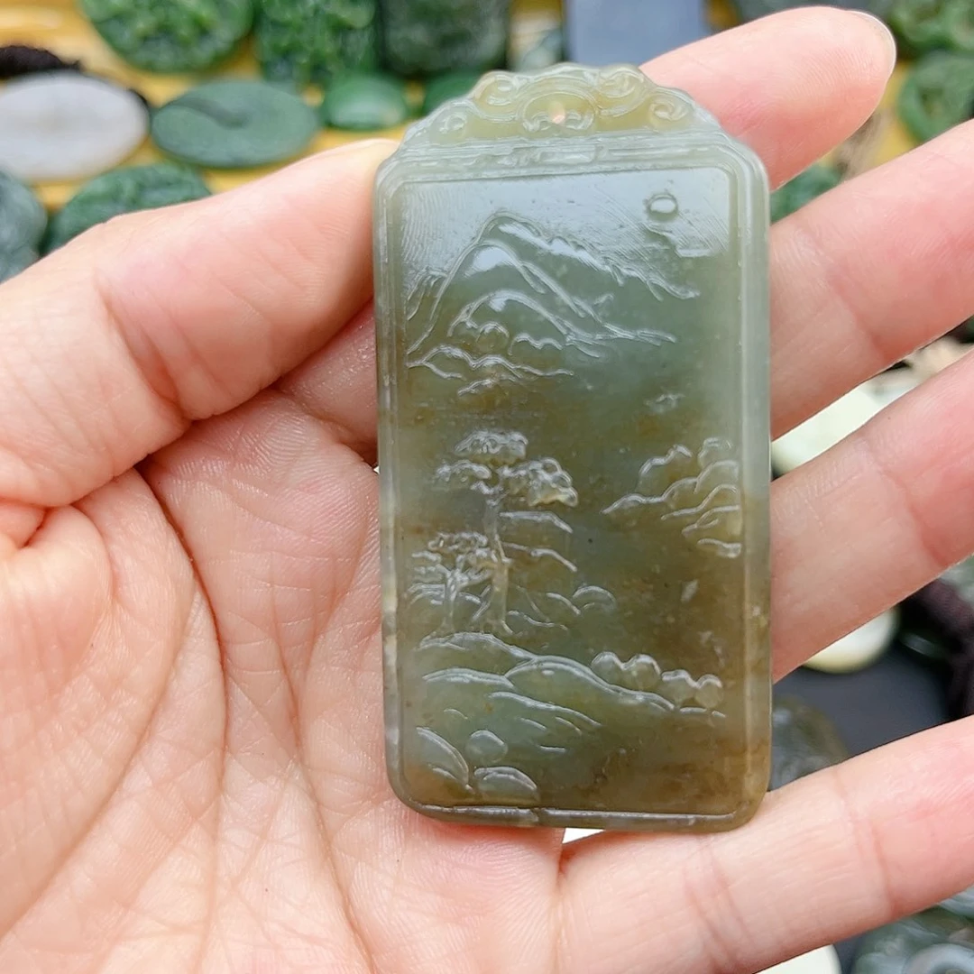 和田玉未镶嵌颈饰欣****E