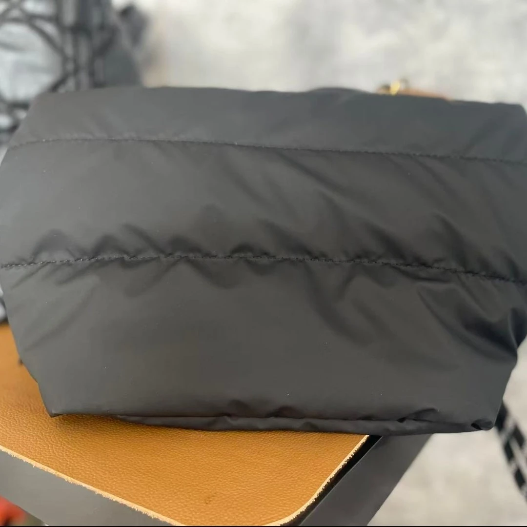 【小包快跑】云朵水瓶包 单肩斜挎女包休闲时尚百搭