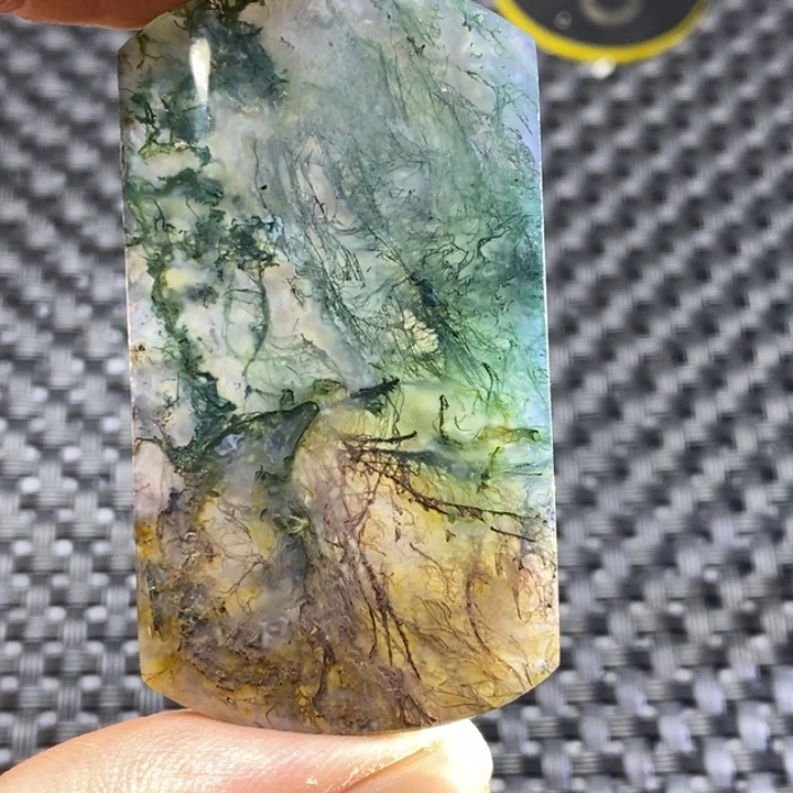 黎***利玛瑙/玉髓未镶嵌玛瑙