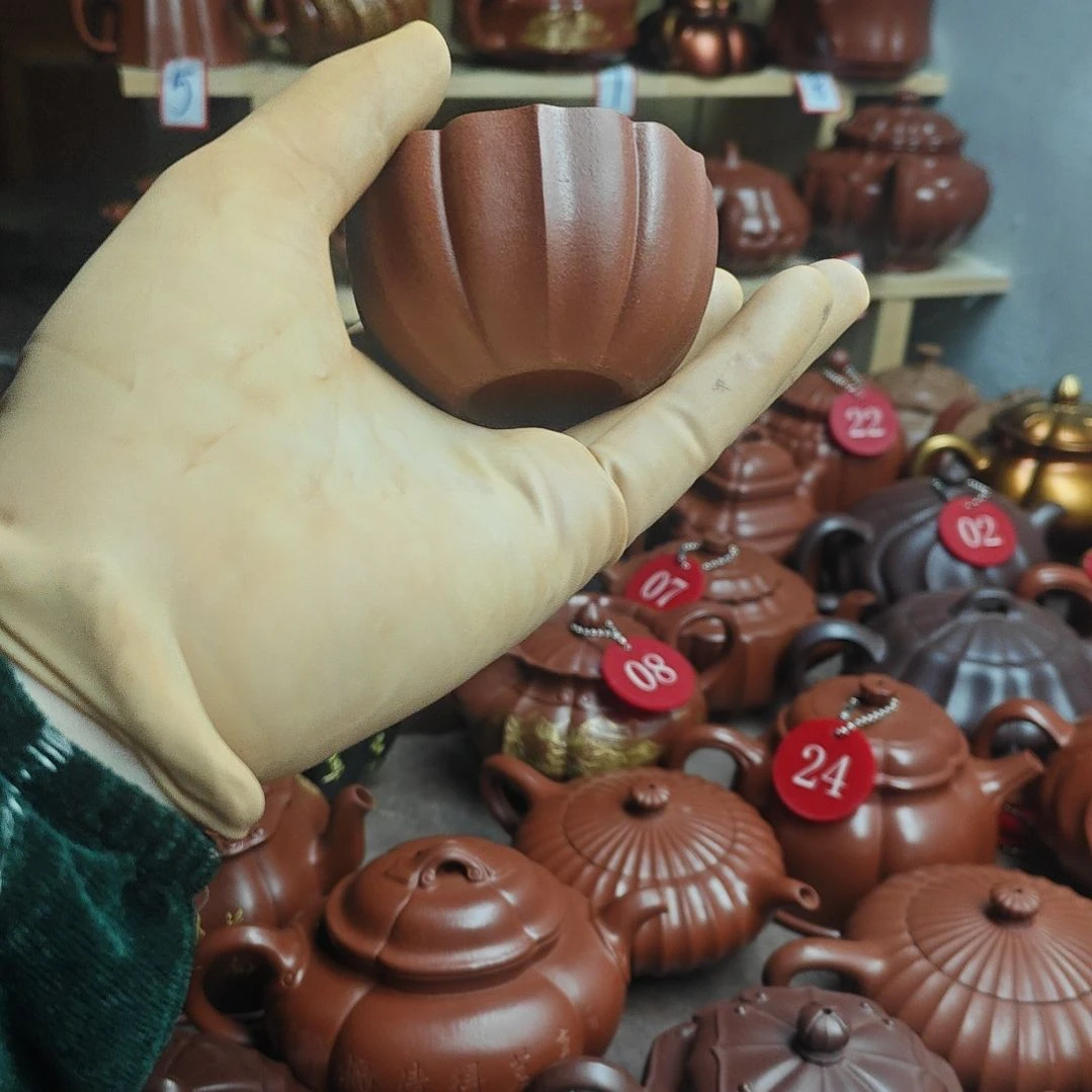 赵庄朱泥容量二佰左右