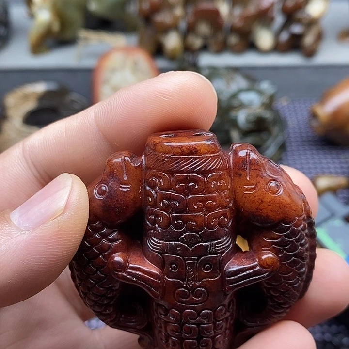 未镶嵌蛇纹石玉颈饰