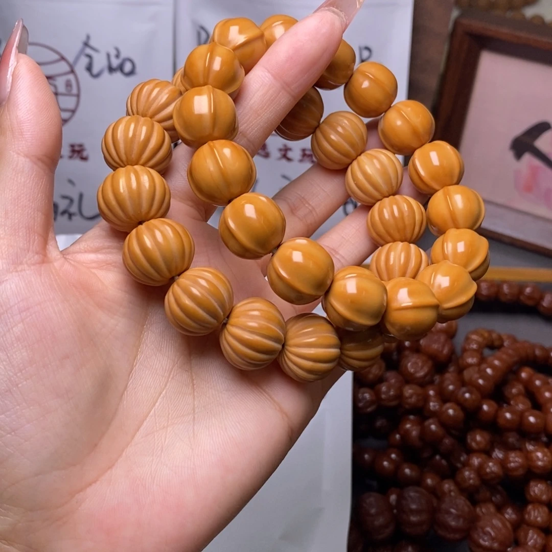 猴头核桃手串鲨鱼瓜珠