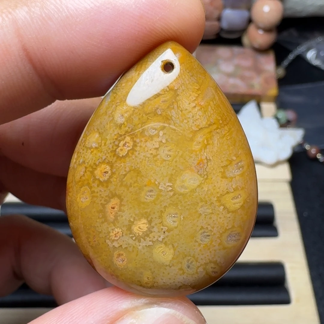 硅化玉未镶嵌纯天然色有机玉石保真色