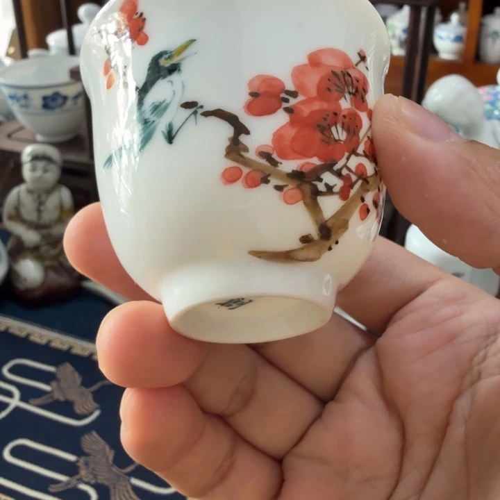 釉下彩喜鹊梅花主人杯