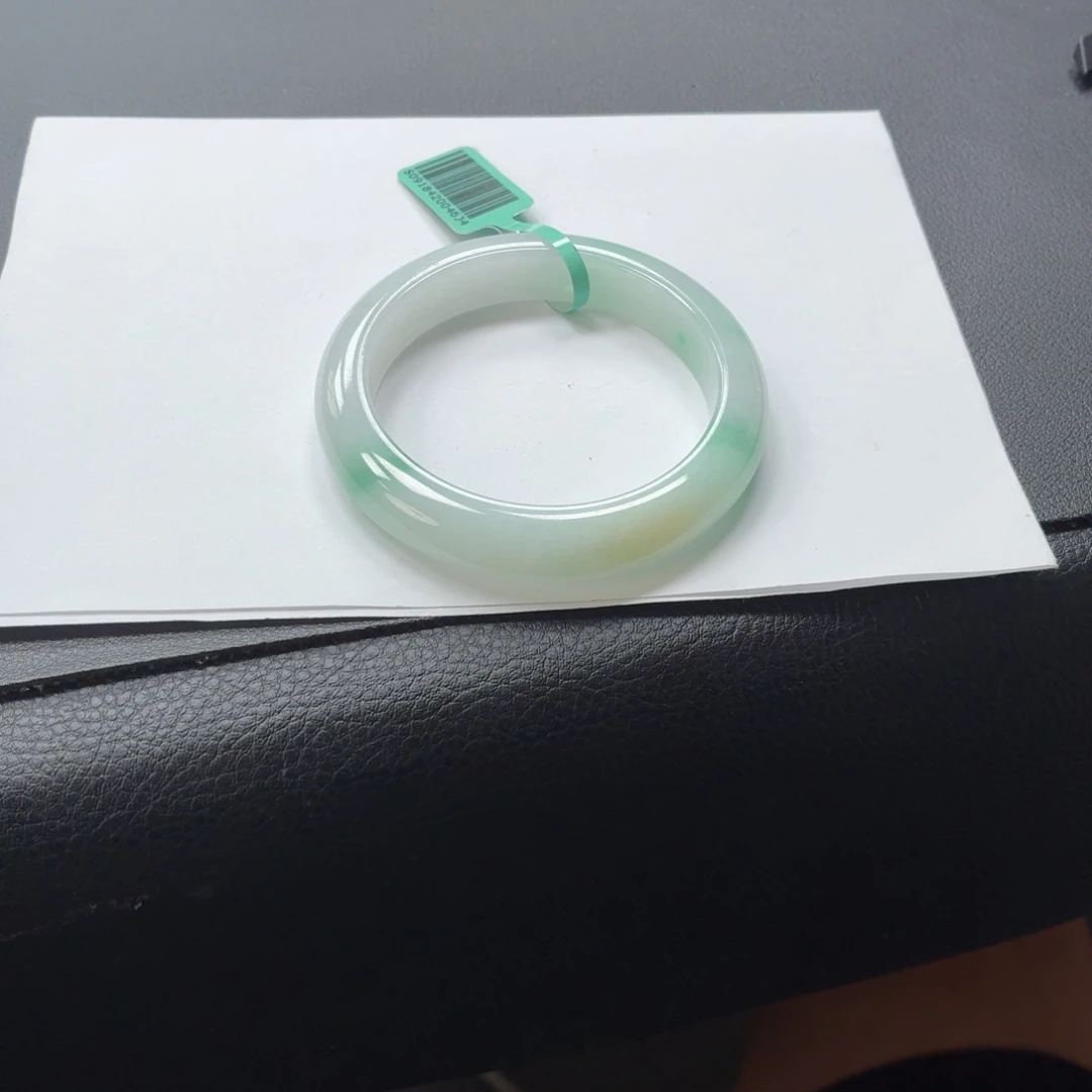 翡翠未镶嵌手镯翡翠