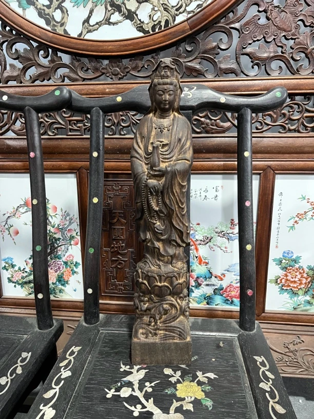 瓷器花瓶青花。釉里红