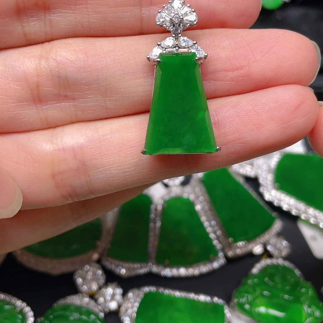 吊坠(不含链)银S925镶嵌翡翠吊坠6995