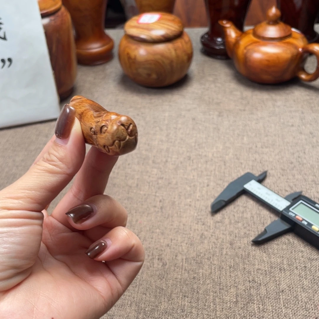 黄花梨/降香黄檀麒麟