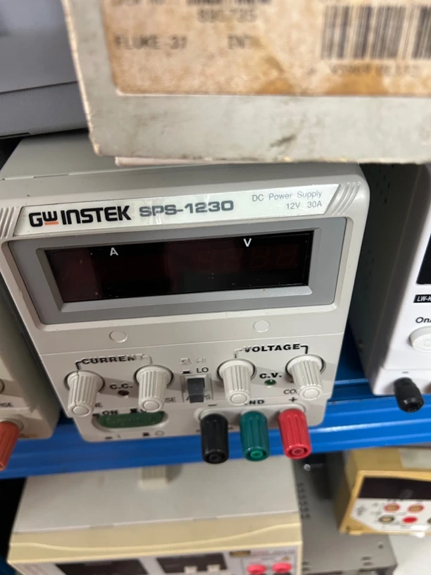 9新  固纬开关电源12V30Ａ可调看直播介绍