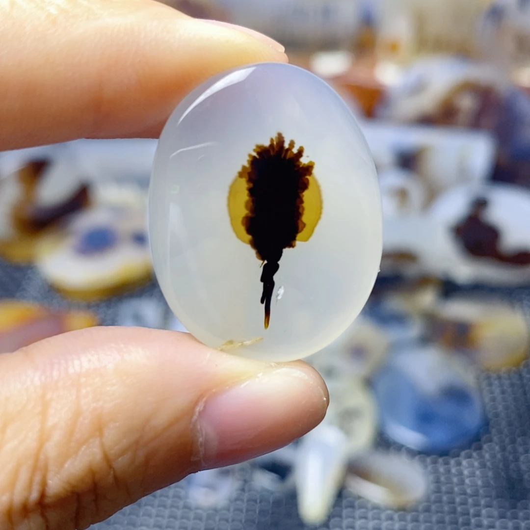 玛瑙/玉髓未镶嵌珠宝半成品
