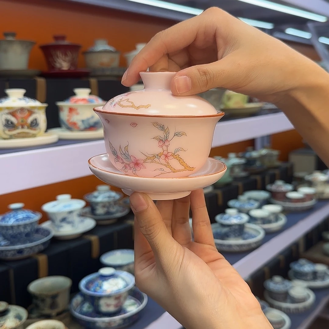 我的小可爱小猫咪好乖哦好可爱啊