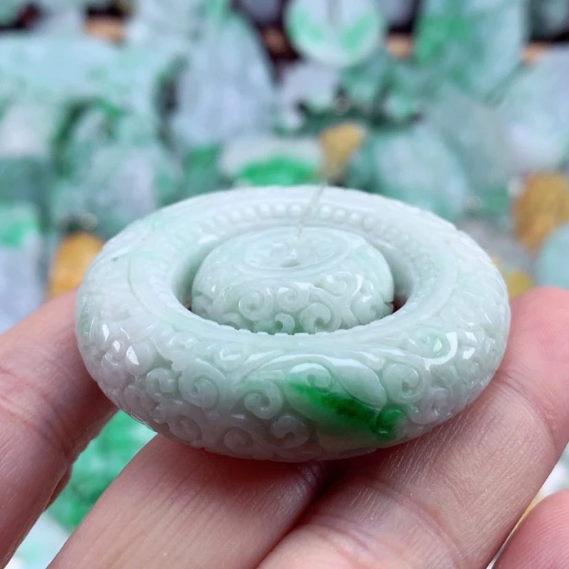【闪购商品】翡翠吊坠(不含链)未镶嵌