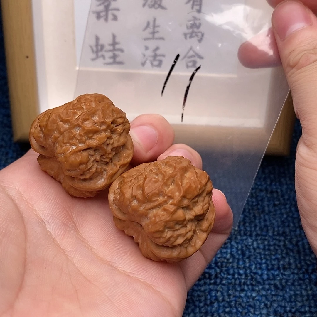 文玩核桃把件蛤蟆头36尺轻微扫尖