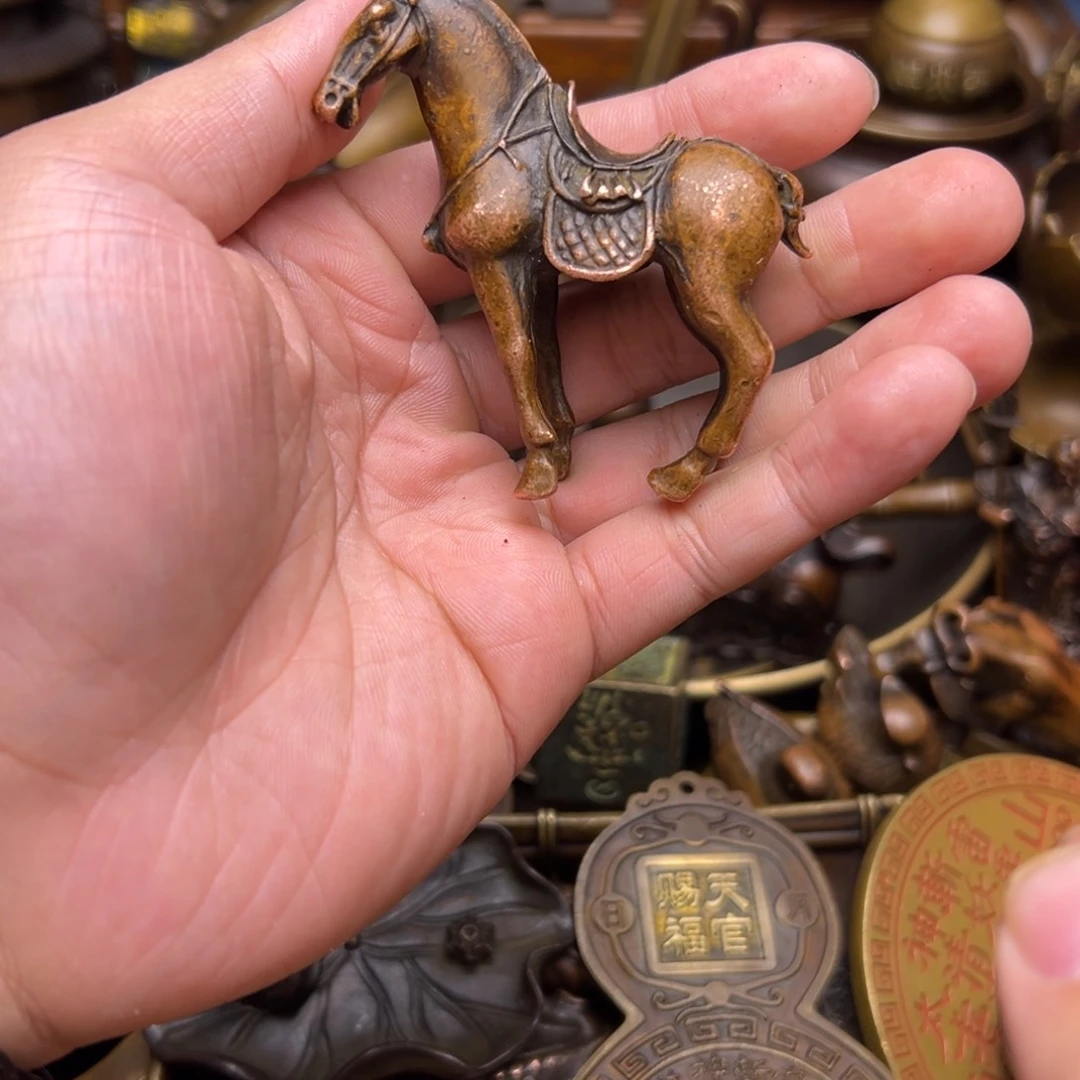 精美铜器点击下单