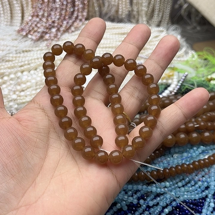 玛瑙/玉髓未镶嵌珠宝半成品一条8mm左右糖料和田