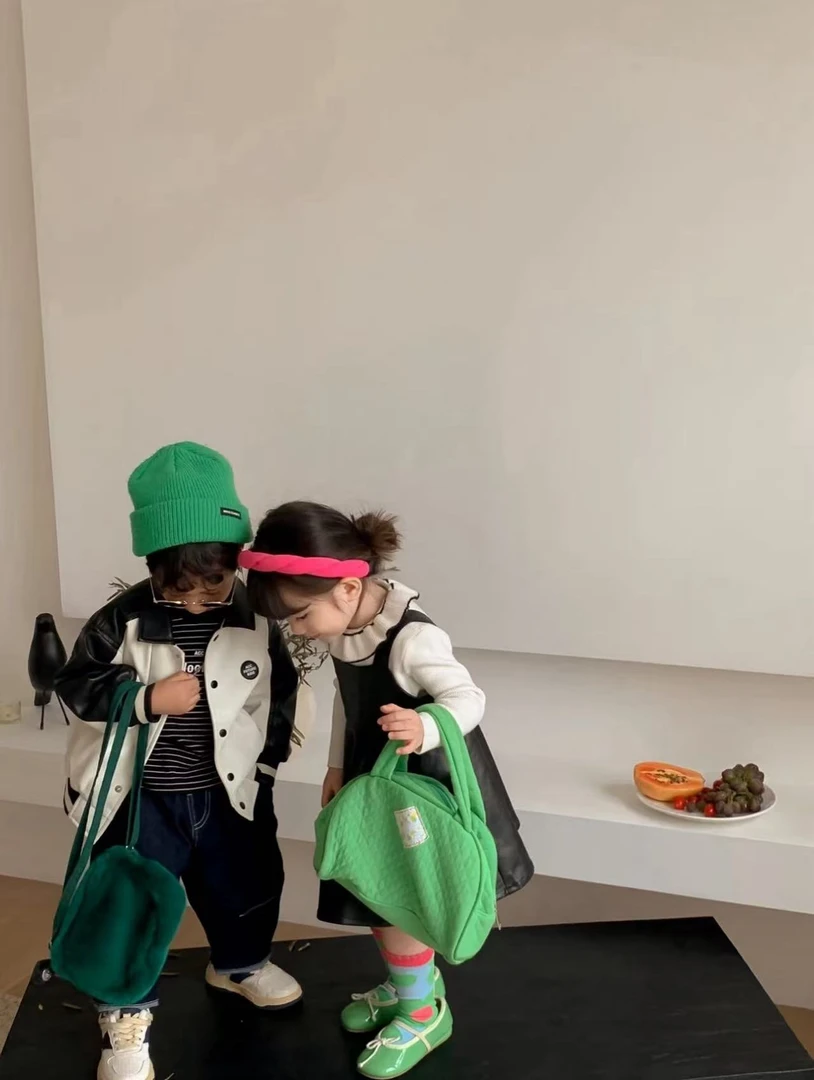 随机衣服或裤子