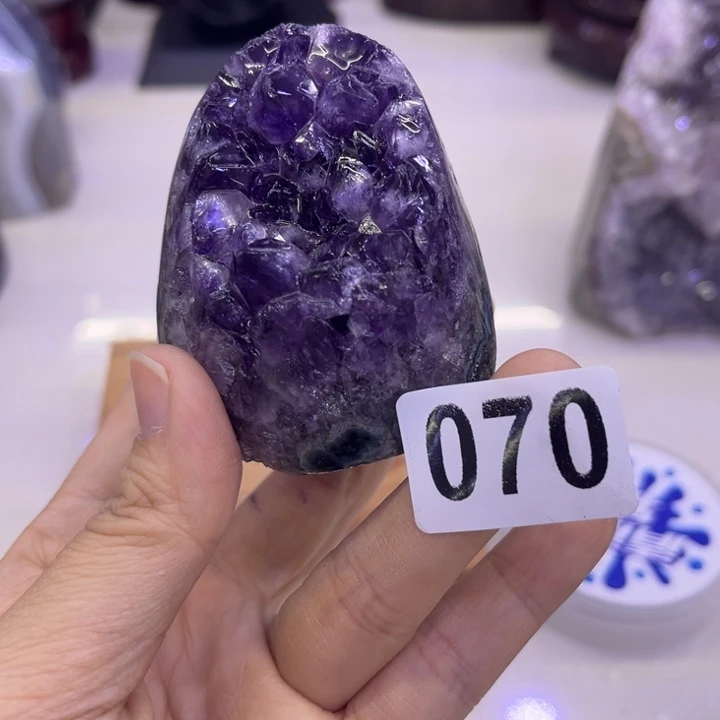 紫晶水晶摆件未镶嵌