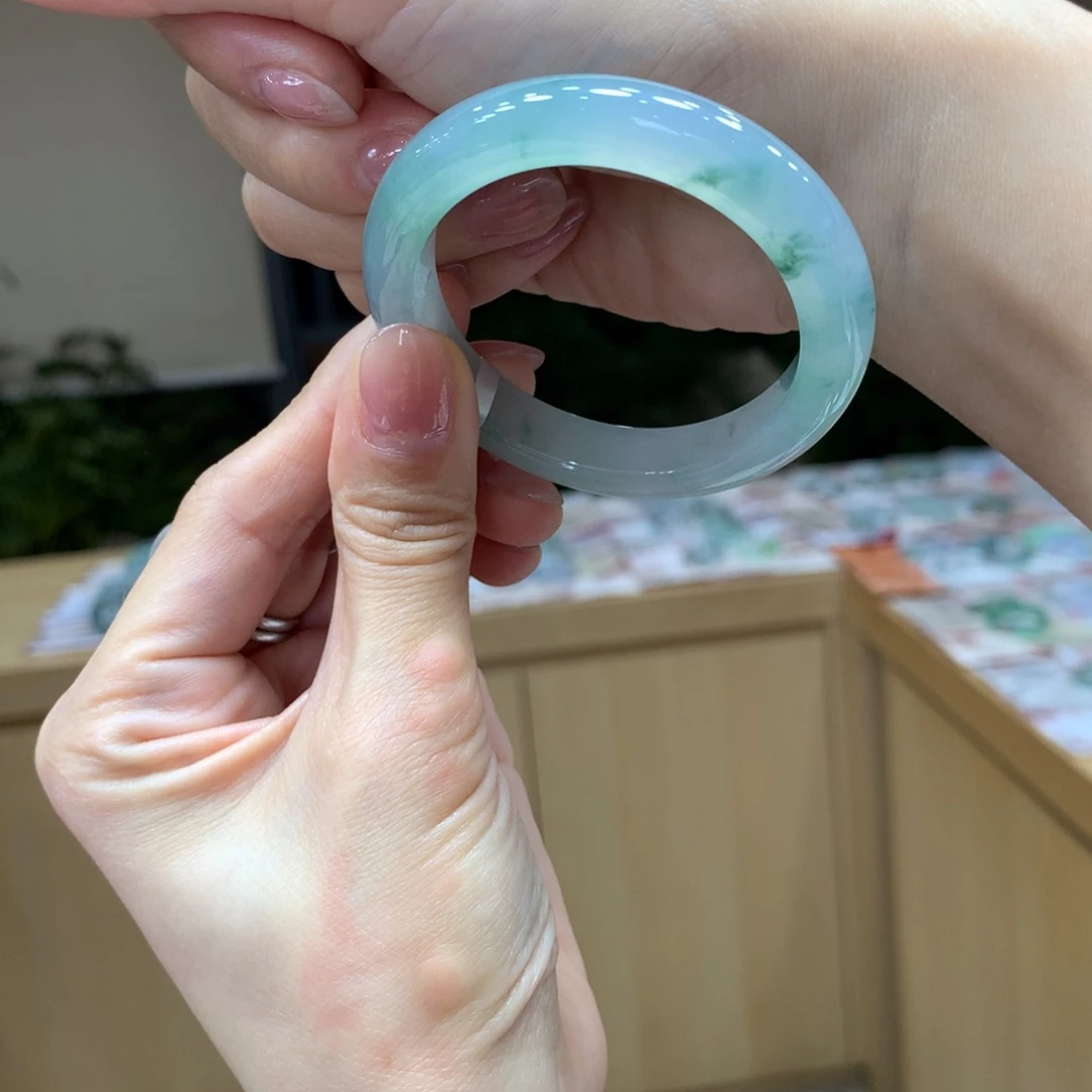 未镶嵌手镯翡翠不退不换