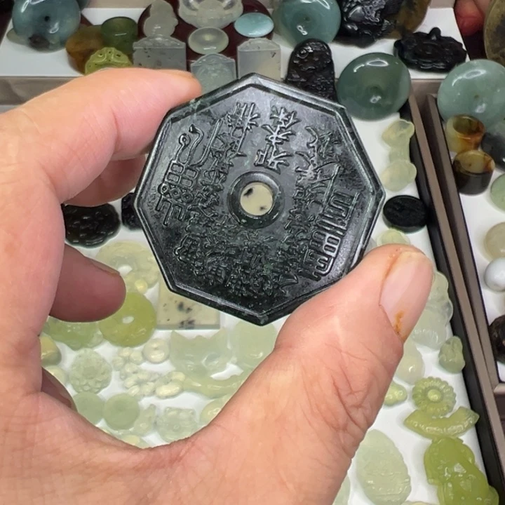 友***绣岫玉未镶嵌颈饰精品501假一赔十