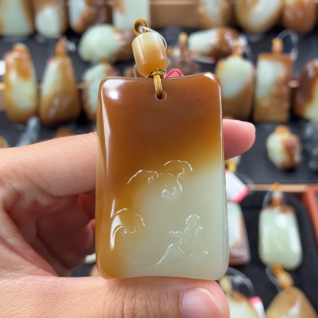颈饰未镶嵌和田玉