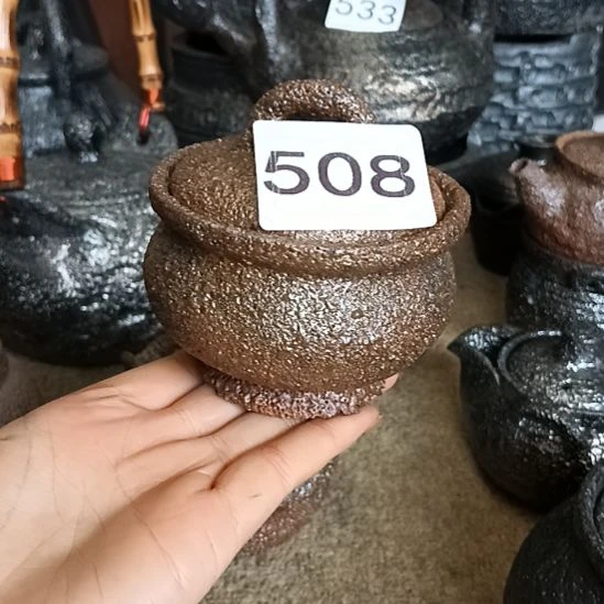 荥经黑砂茶具盖碗